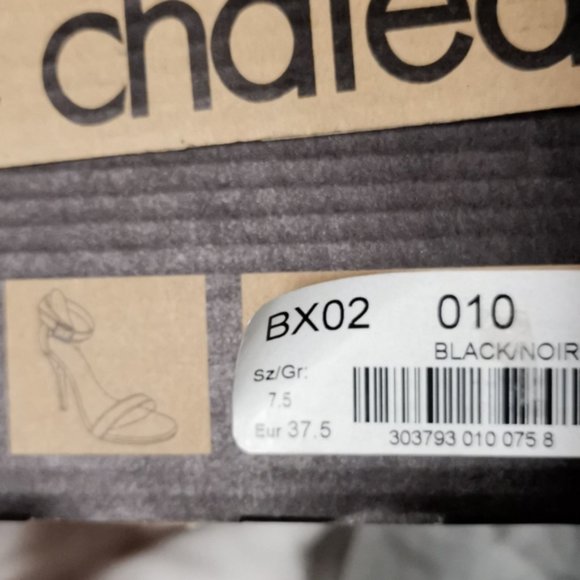 New IN BOX metallic high heels sandals  Le Château - Picture 6 of 6